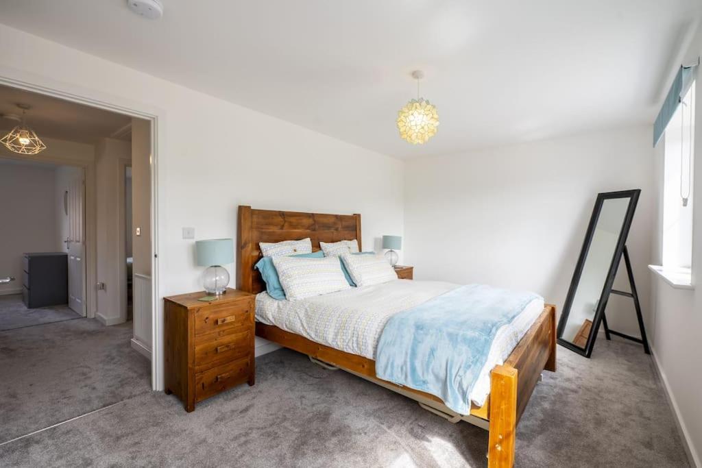 Cosy 3 Bed Near Beaches, Cardiff & Brecon Beacons Coity Exteriér fotografie