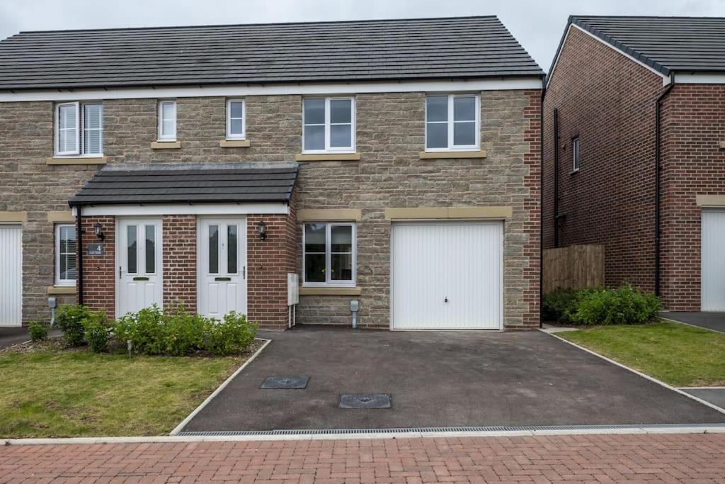 Cosy 3 Bed Near Beaches, Cardiff & Brecon Beacons Coity Exteriér fotografie